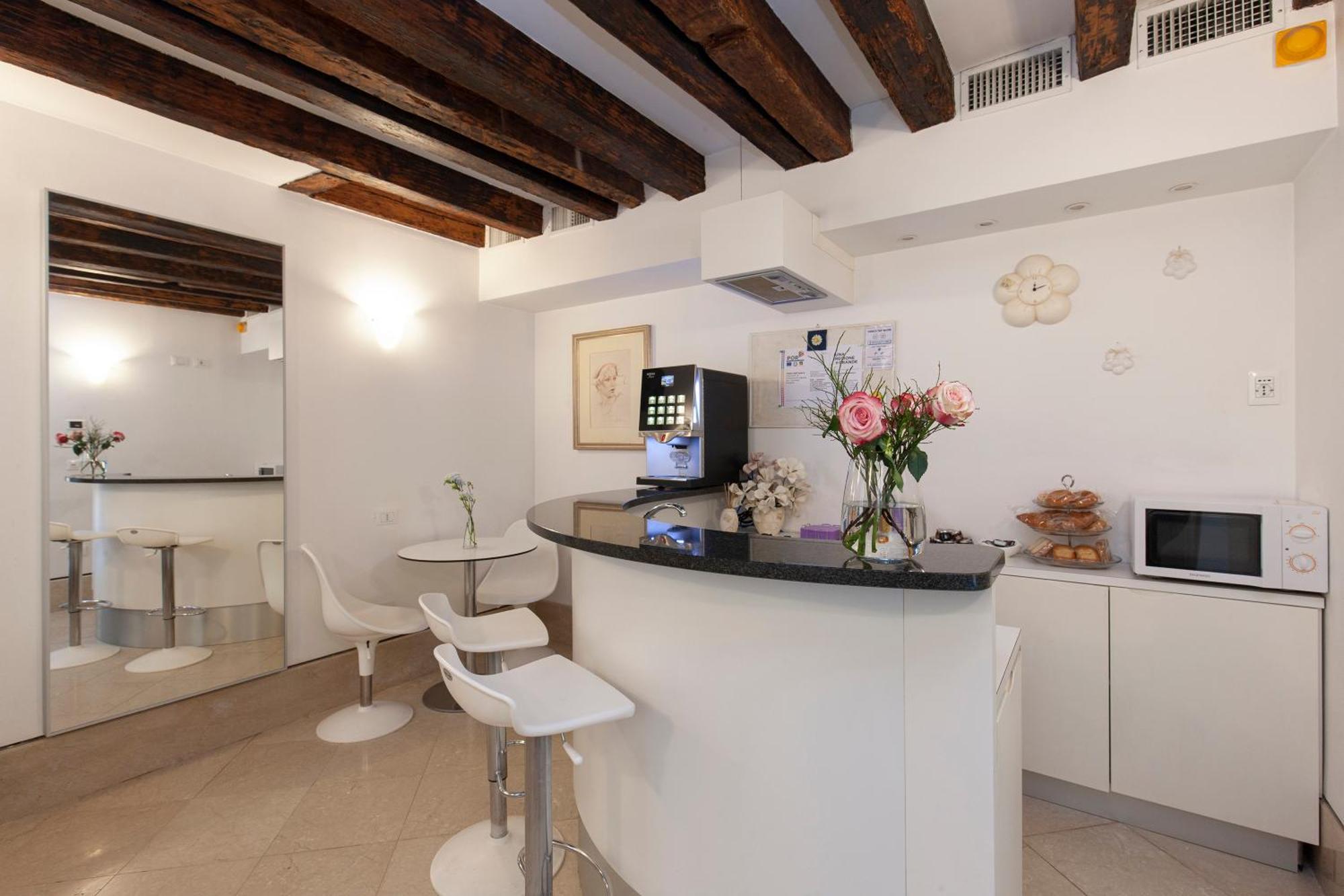 Santa Margherita Guest House Venedig Exteriör bild